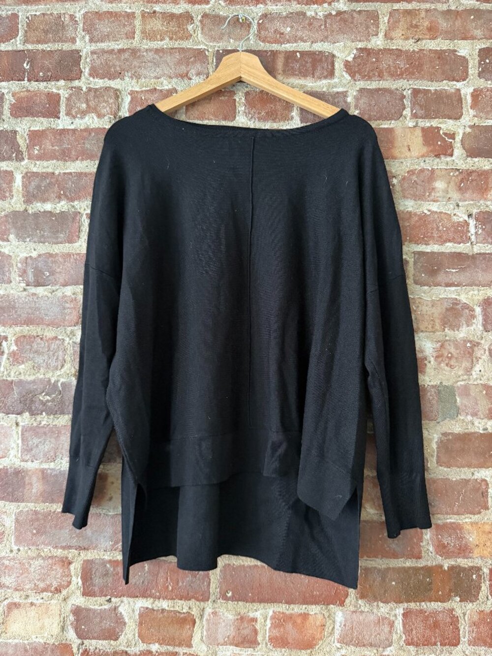 Adrianna Papell Black Oversized Knit Top Dolman Sleeve Asymmetric Hem Size M